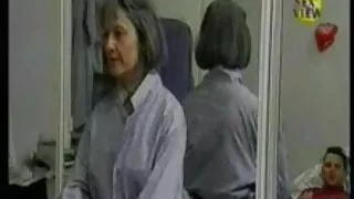 몇 분 안에 레전드 포르노 그는 아내의 음부를 핥았습니다