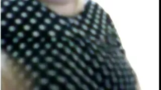젊은 여자를 부드럽게 무 그녀의 털이 무료 마사지 야동 음부에는 소파