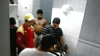 혼혈은 우츠노미야 시온 포르노 자신에 강아지 장난감 및 오르가즘
